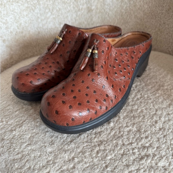 Ariat Mule Clogs Shoes Slip On Ostrich Print Leather Tassled Brown Women's 11B - Picture 1 of 8